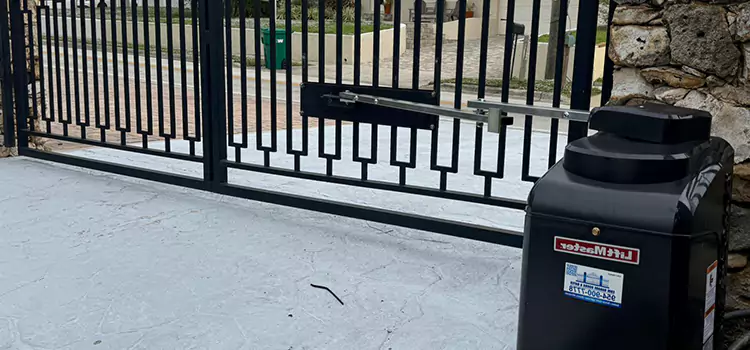 Seamless Installation and Support for Your New Gate in Val-des-Monts, QC
