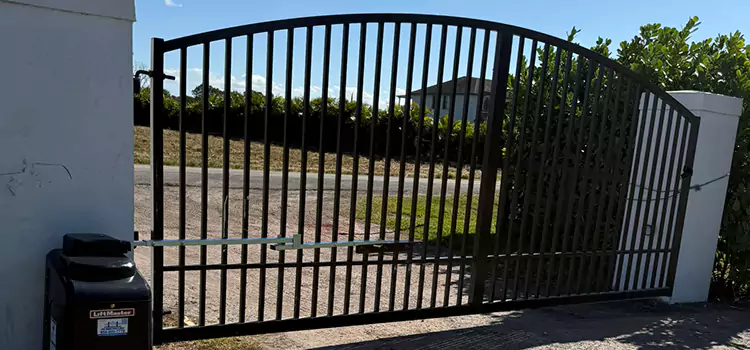 Driveway Fence Repair Val-des-Monts