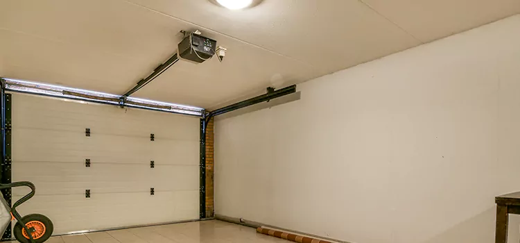 Top-Rated Garage Door Opener Installation in Val-des-Monts, QC