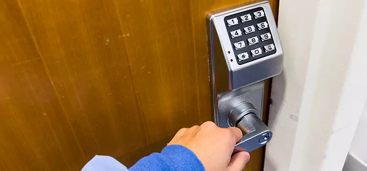 Why Choose Us for Your Keypad Lock Needs in Val-des-Monts, QC?